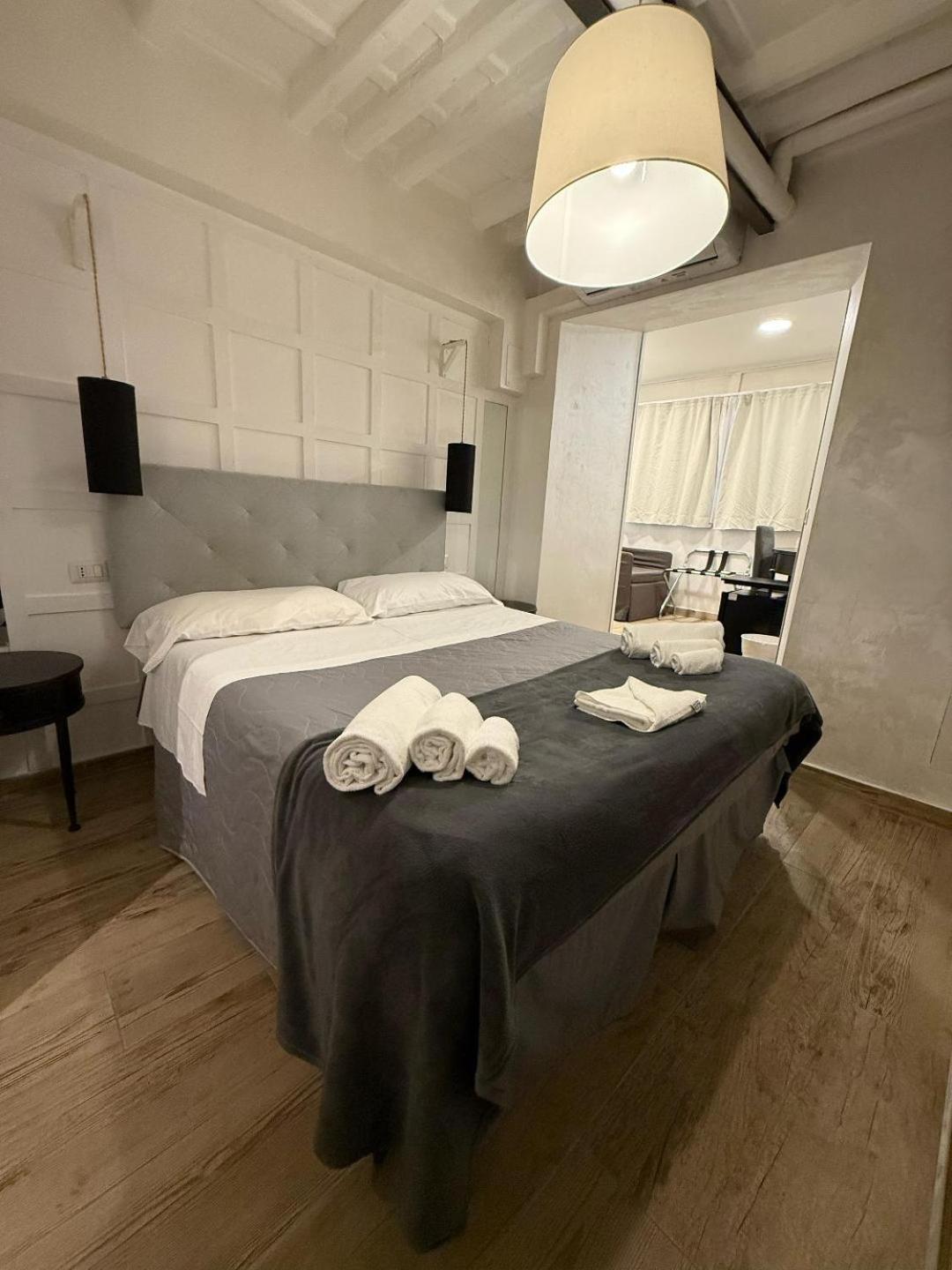 Hotel Dulcis In Pantheon Rzym Zewnętrze zdjęcie